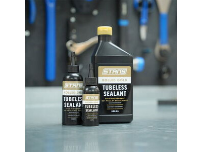 Stan's NoTubes Rolled gold Tyre Sealant - 60ml click to zoom image