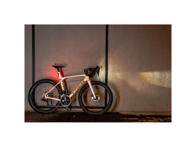 Moon Titan Max 1700 Lumen Front Light click to zoom image